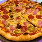 Receita-de-Pizza-Caseira-com-Borda-Recheada-Perfeita