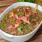Receita-de-Lentilha-Com-Bacon-E-Calabresa
